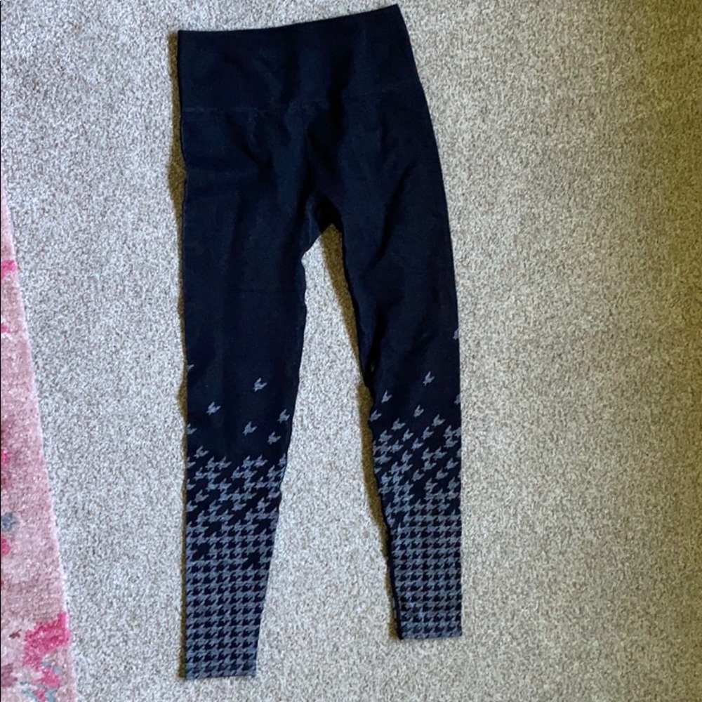 Fabletics Legging - image 1